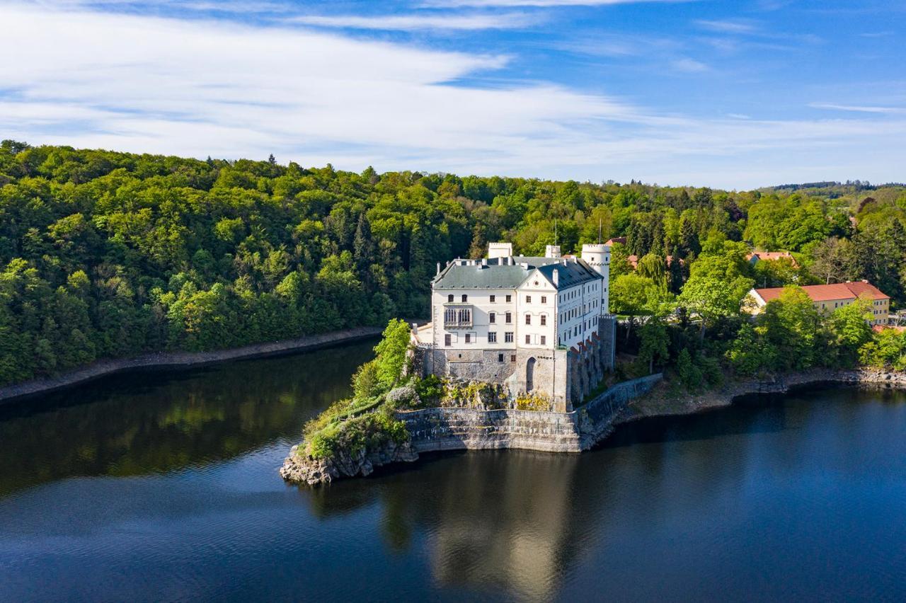 Panorama Orlik Hotel Klucenice Bagian luar foto