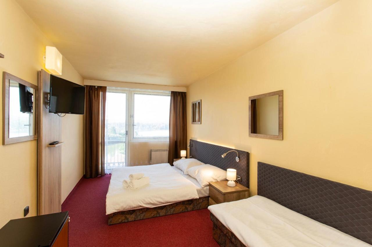 Panorama Orlik Hotel Klucenice Bagian luar foto