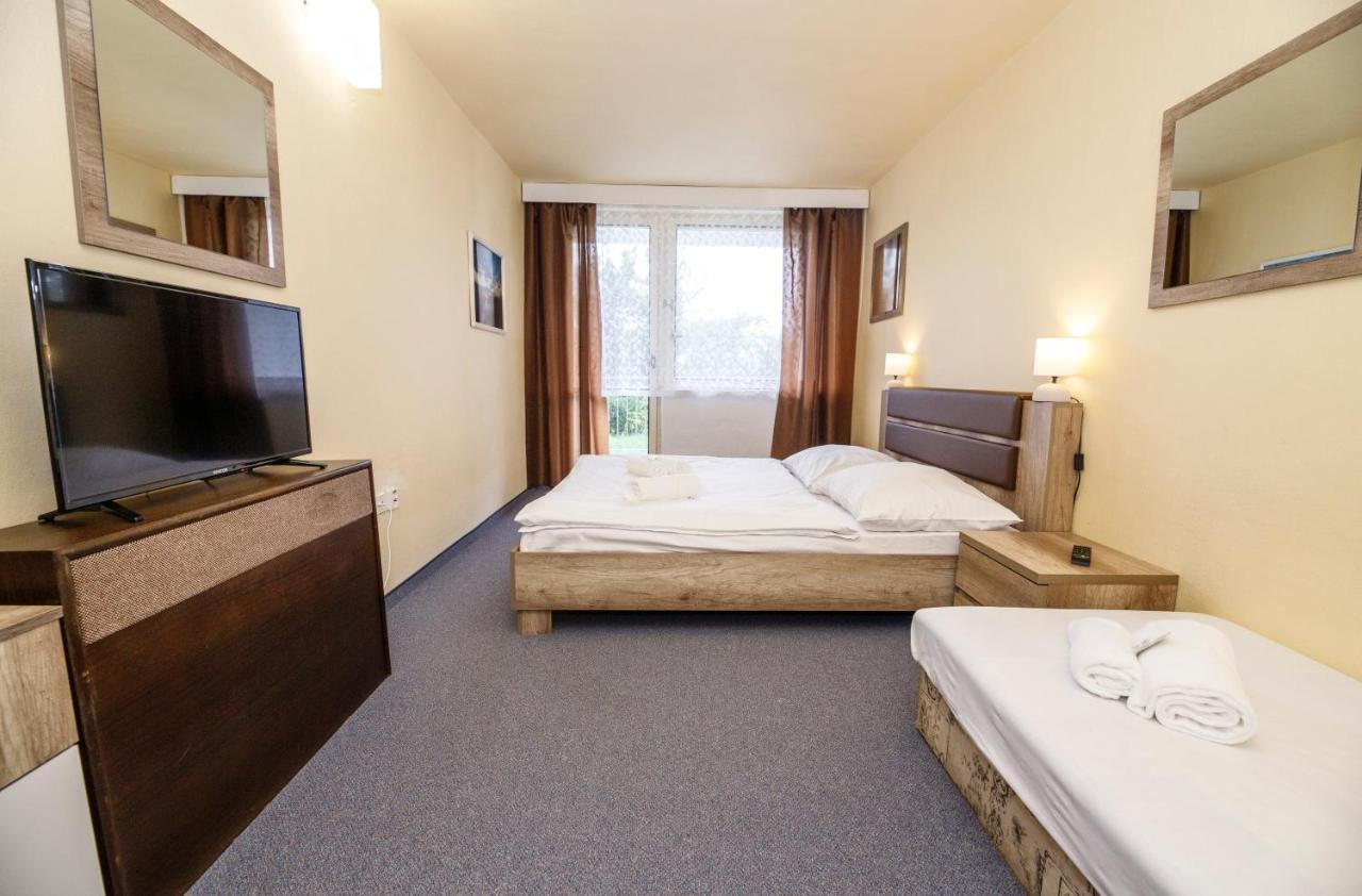 Panorama Orlik Hotel Klucenice Bagian luar foto