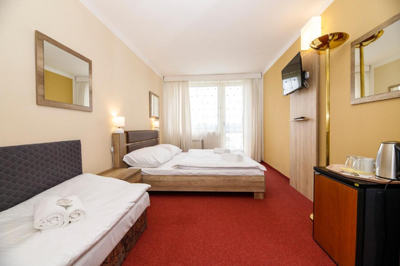 Panorama Orlik Hotel Klucenice Bagian luar foto