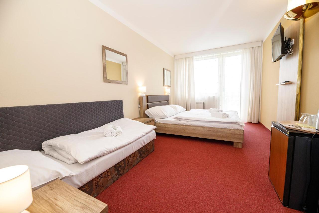 Panorama Orlik Hotel Klucenice Bagian luar foto