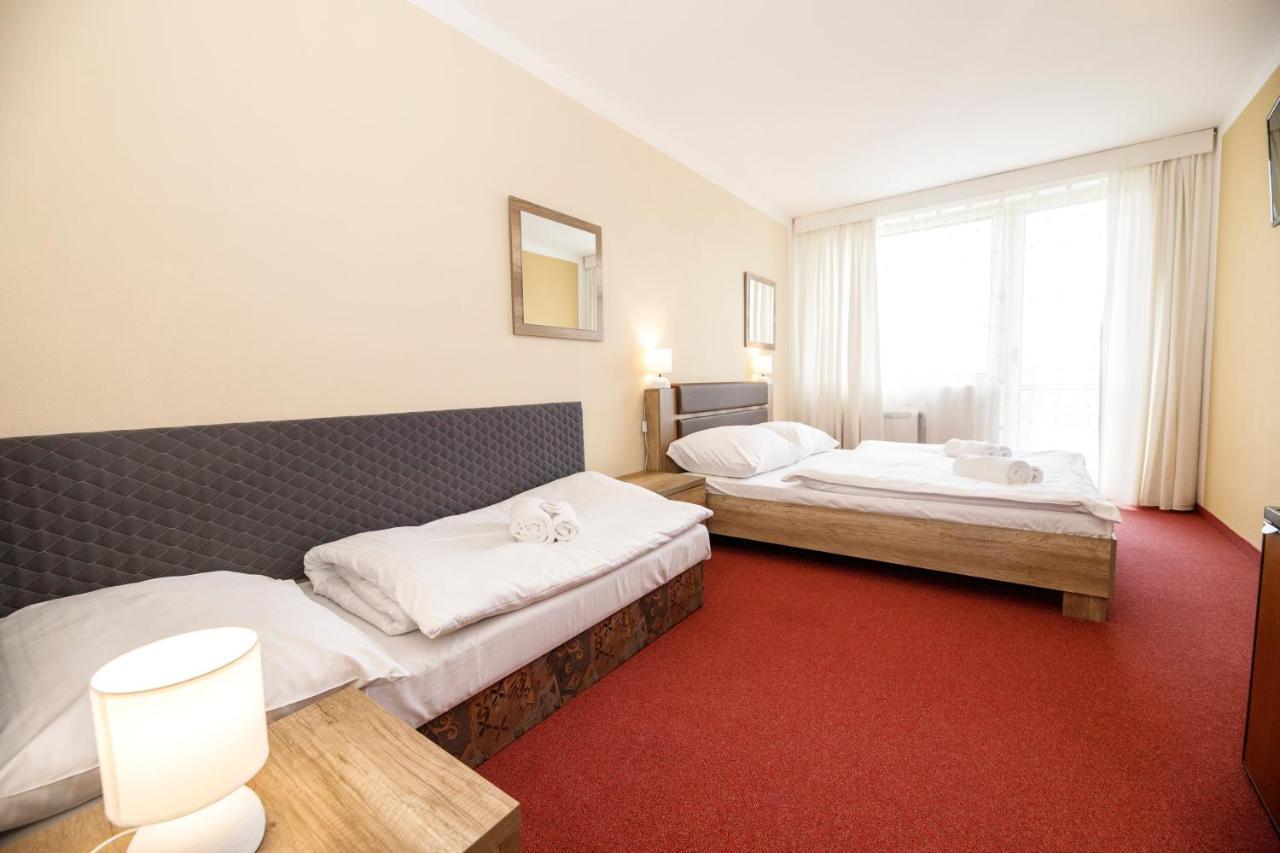 Panorama Orlik Hotel Klucenice Bagian luar foto